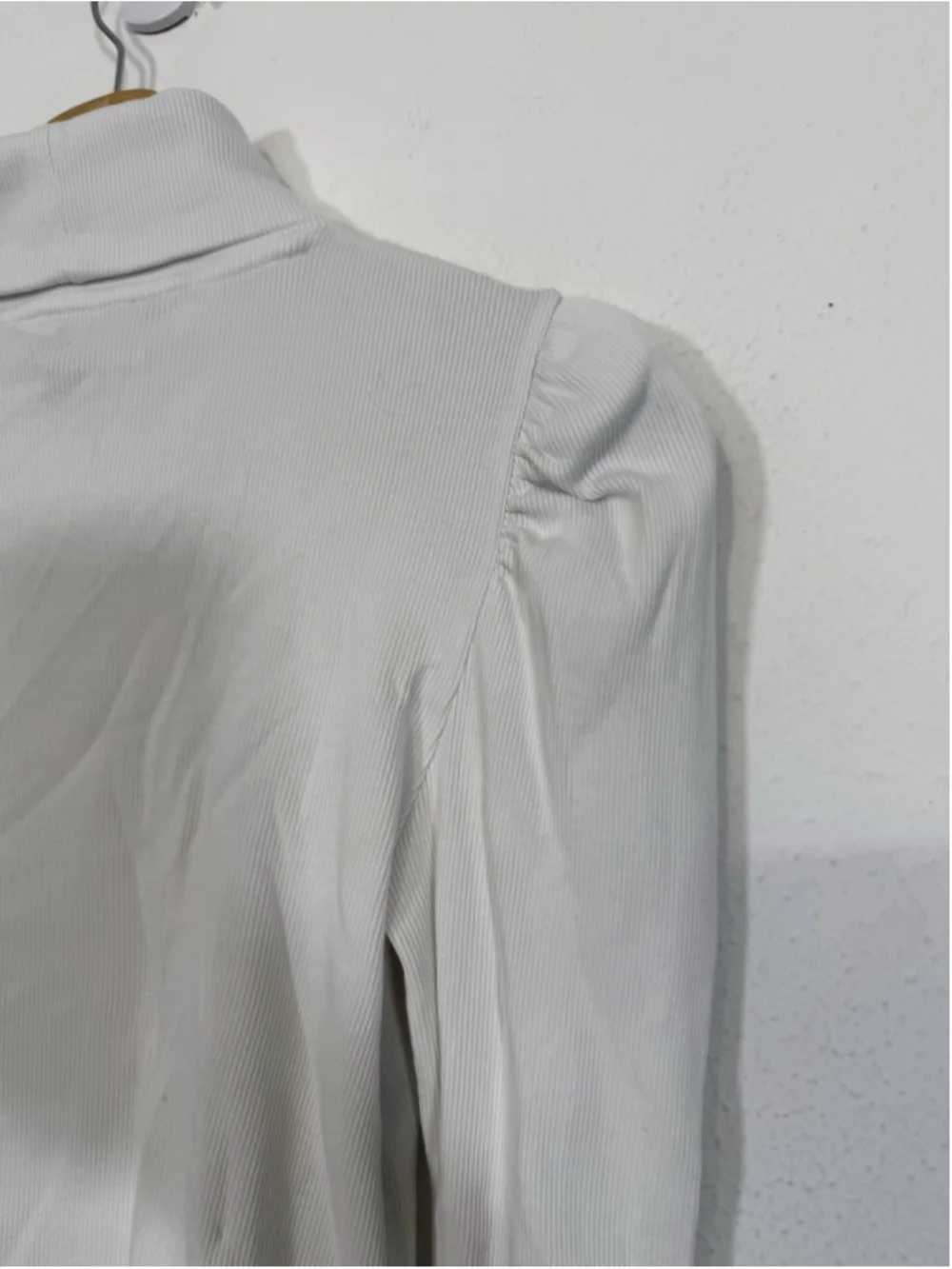 VERONICA BEARD Cedar Turtleneck Top Sz Small White Luxury Puff Sleeve Pima $198